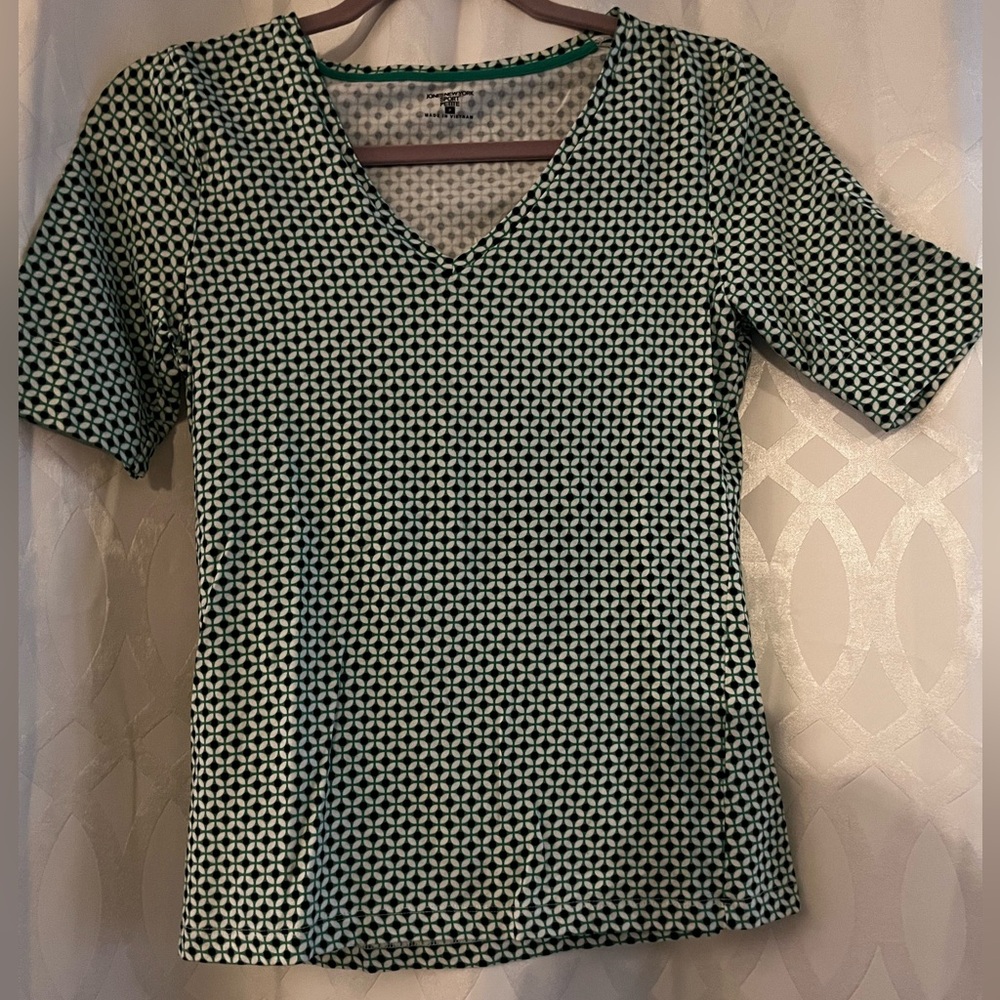 Jones New York Sport Womens Shirt P Petites pullover stretch V Neck